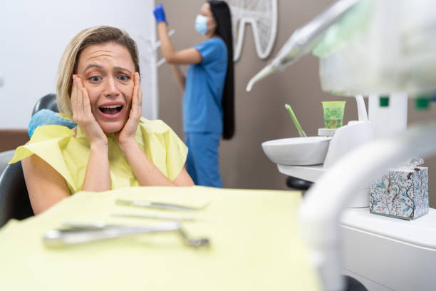 Best Dentist Open Late Near Me  in Erie, KS